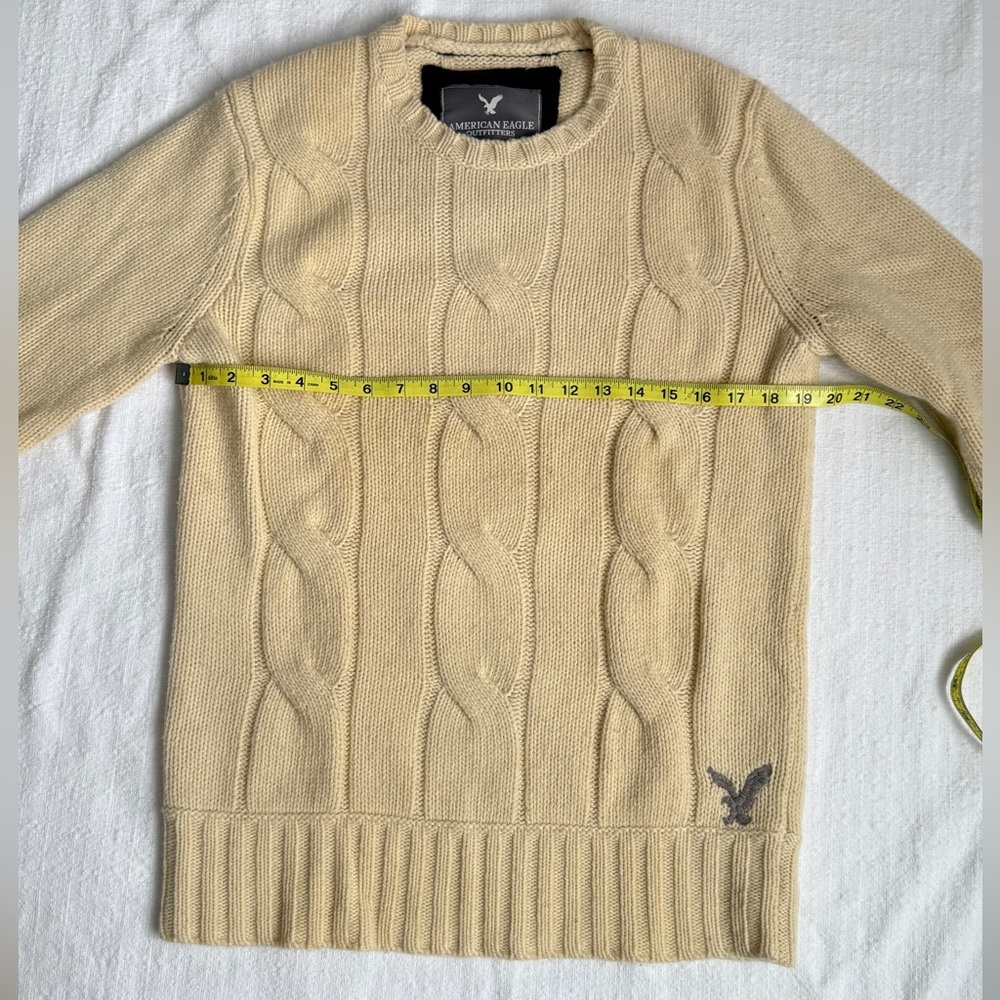 Vintage wool American Eagle Cream cable knit sweater with embroidered logo sz M - Picture 7 of 10